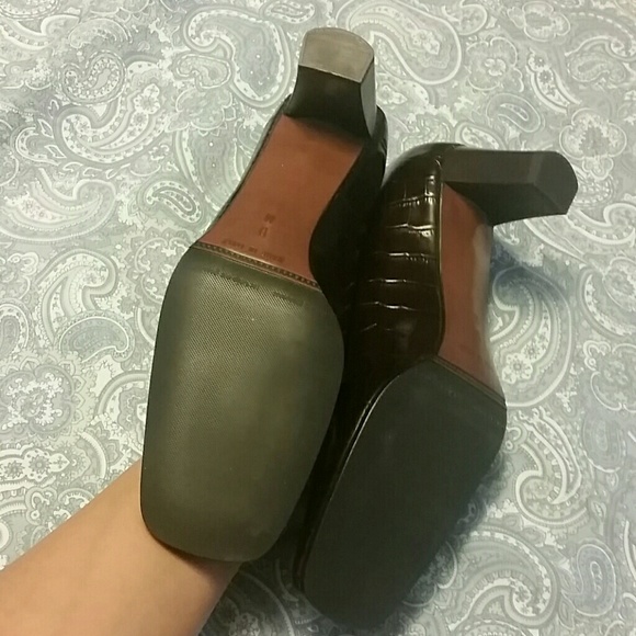 Chocolate Brown Heels - Picture 2 of 4